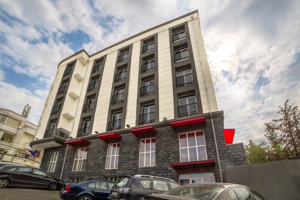 Hotel Grand Palace Tbilisi Bagian luar foto