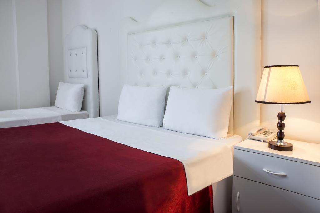Hotel Grand Palace Tbilisi Bagian luar foto